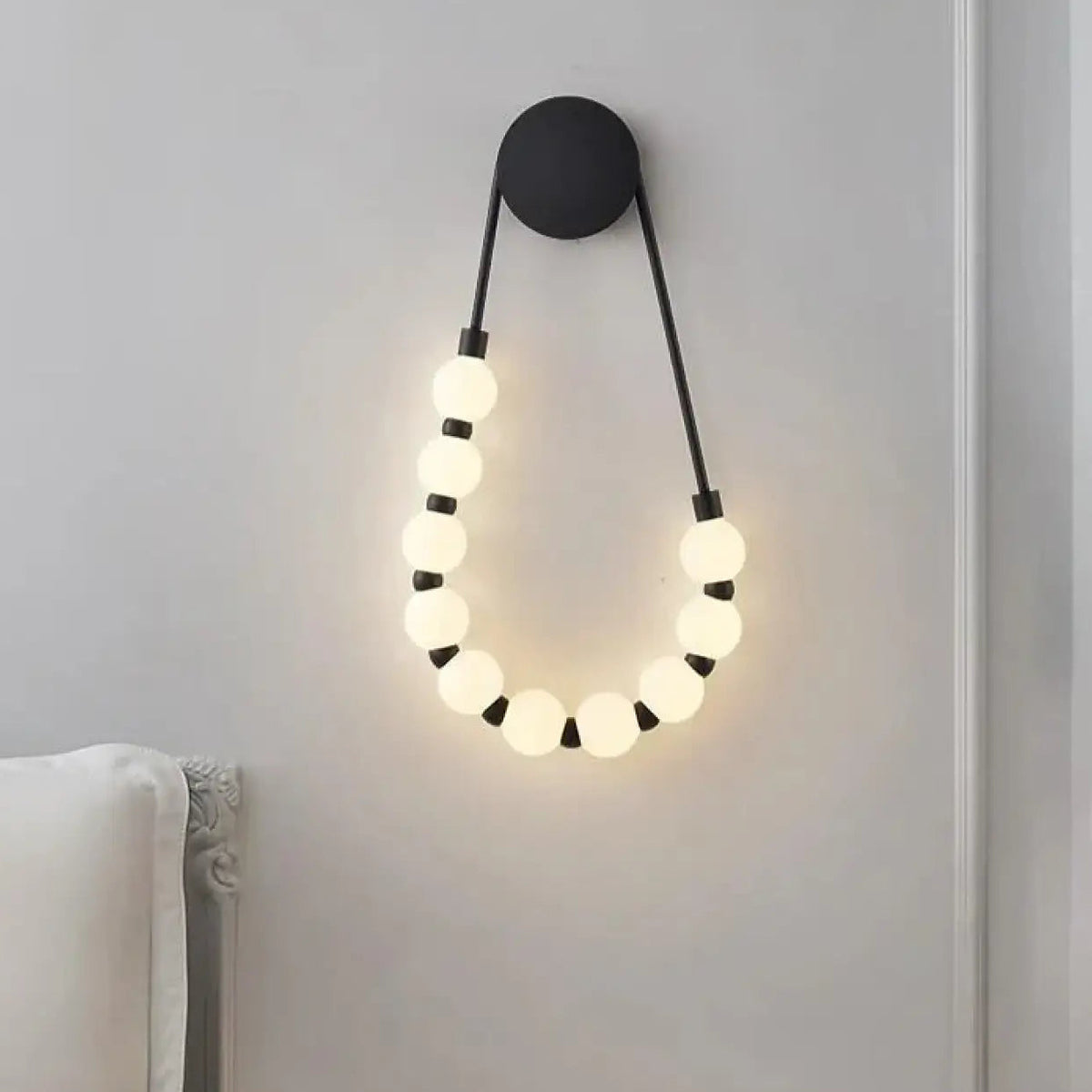 Applique murale LED collier de boules, doré ou noir, noir