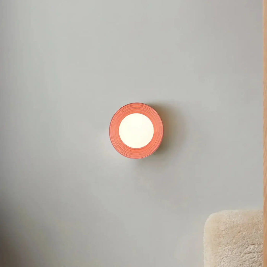 Applique murale en céramique striée et globe opale, IP44