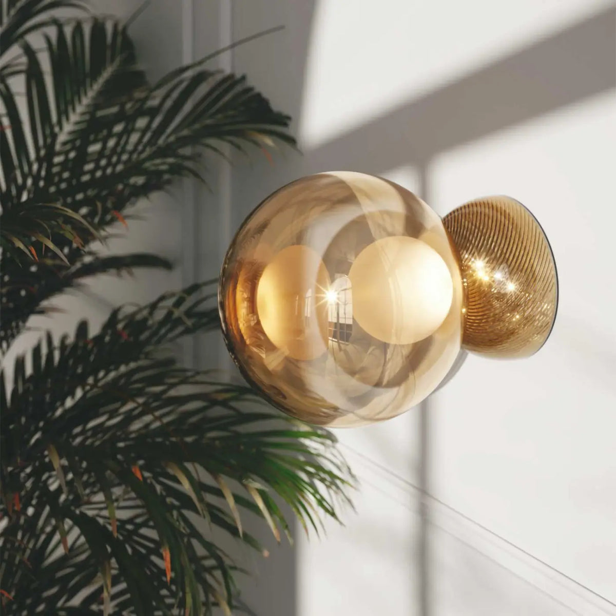 Applique globe en verre miroir à sphère cachée, G9 fournie