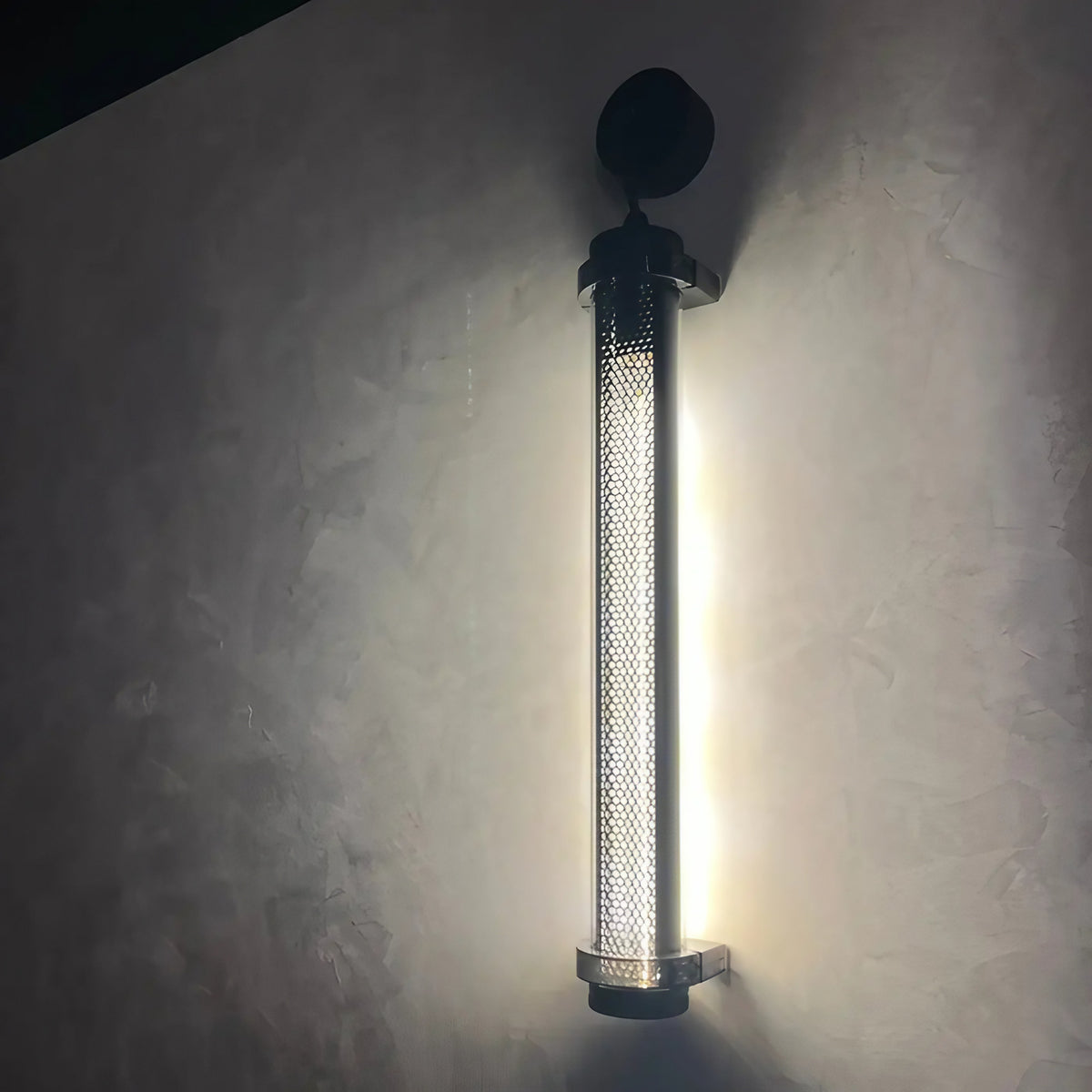 Applique extérieure tube LED IP65, grille ou nid d'abeille