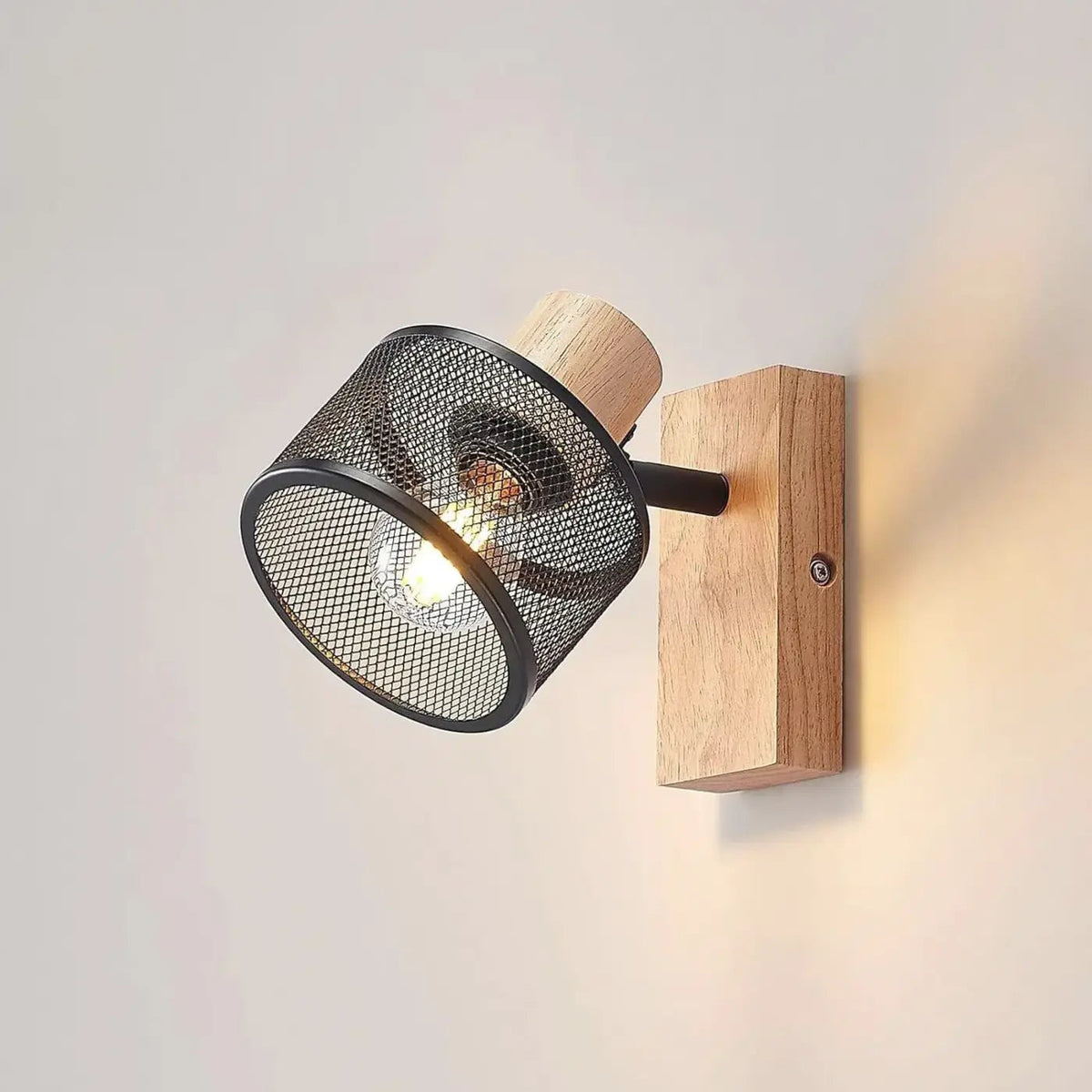 Applique murale grillagée en métal et bois