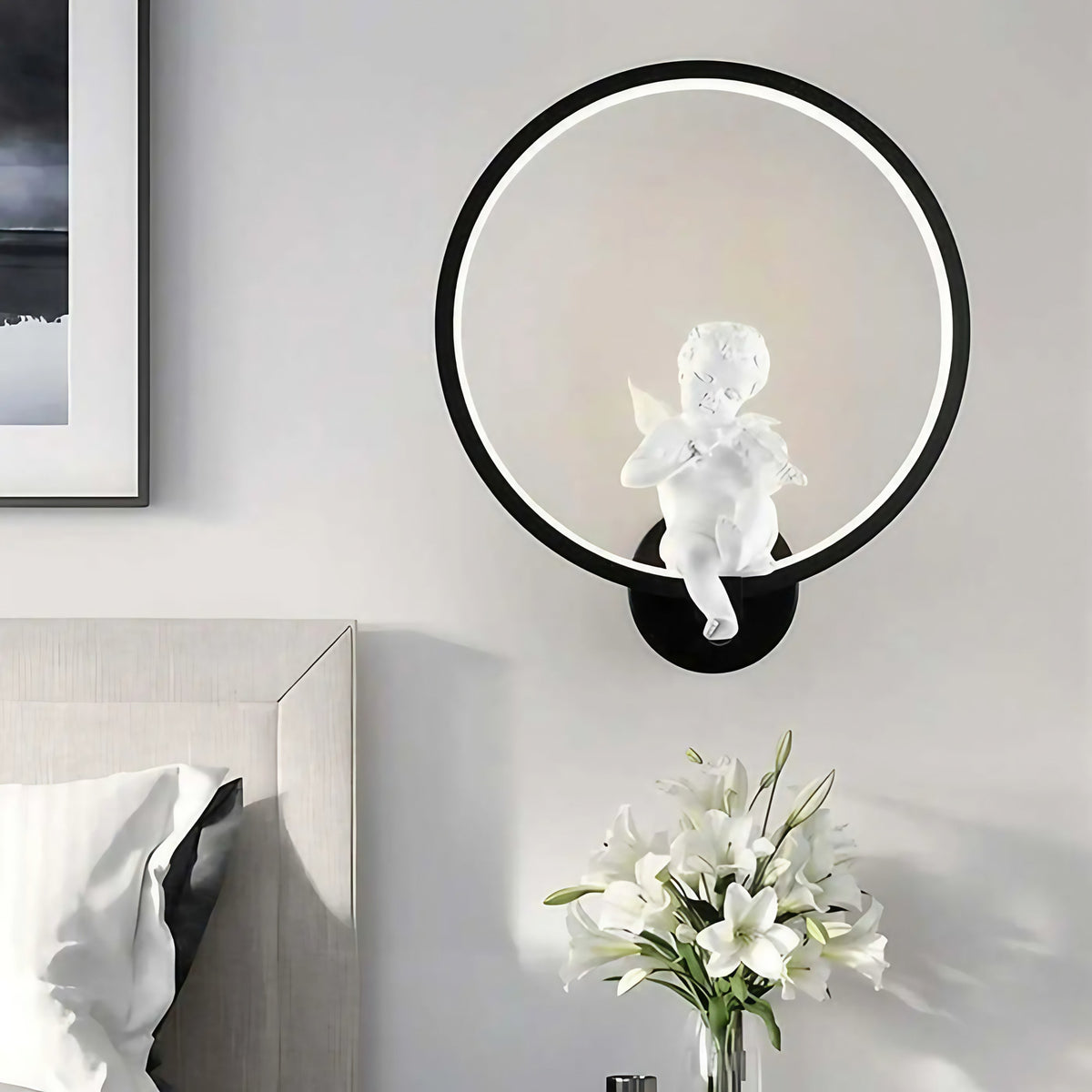 Applique murale ange, coloris noir ou blanc, noir