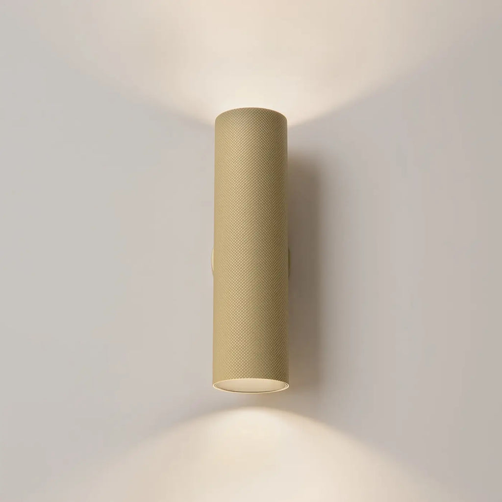 Applique murale cylindre en aluminium texturé, deux GU10