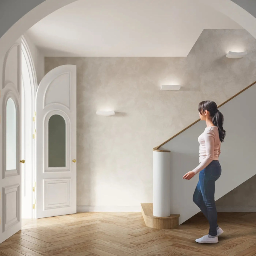 Applique murale plate en céramique blanche, lumière vers le haut