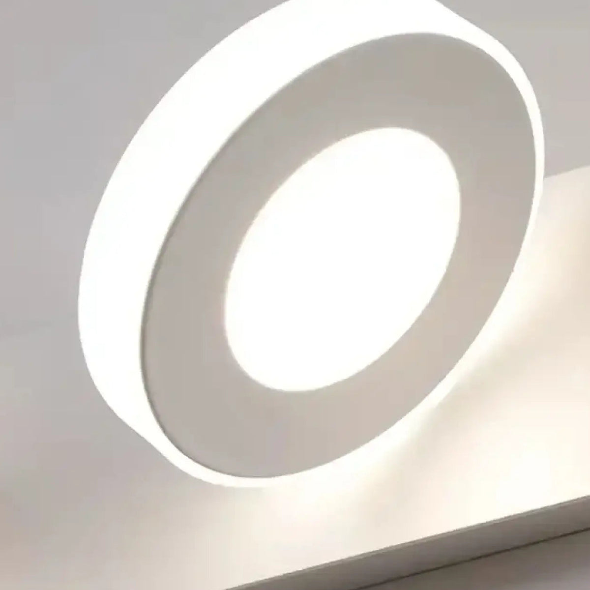 Applique murale blanche à anneaux lumineux pour miroir