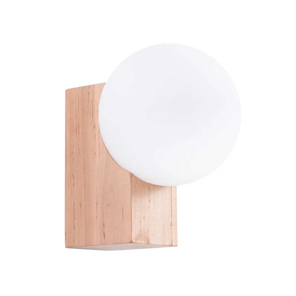 Applique murale bloc en bois naturel et globe opalin de 12 cm