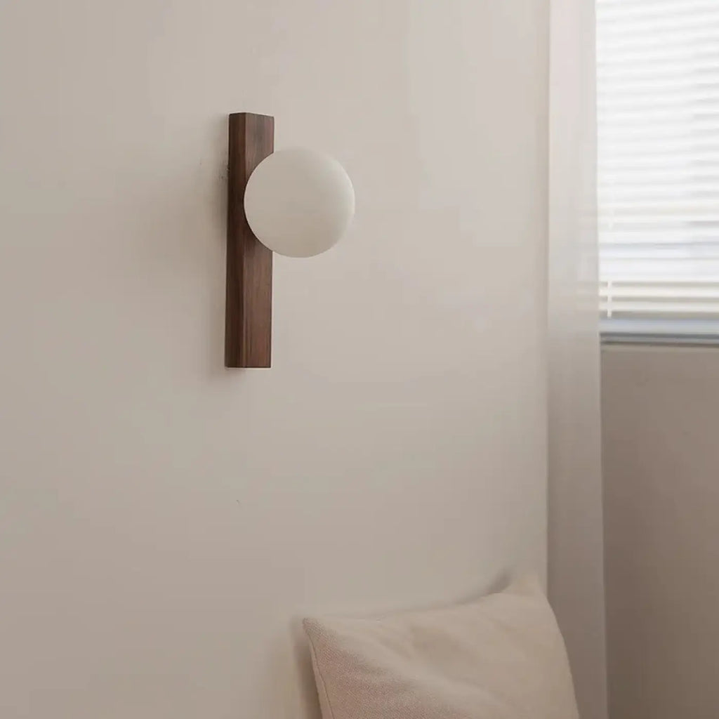 Applique murale LED en noyer et globe de verre, tailles S et M