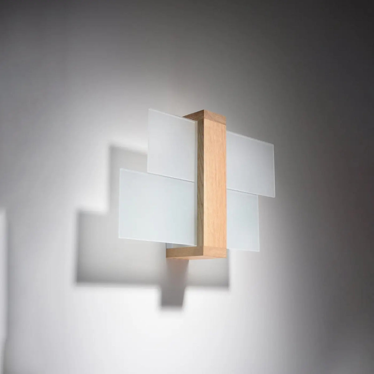 Applique murale en bois et plaques de verre dépoli décalées, 43 cm, bois naturel