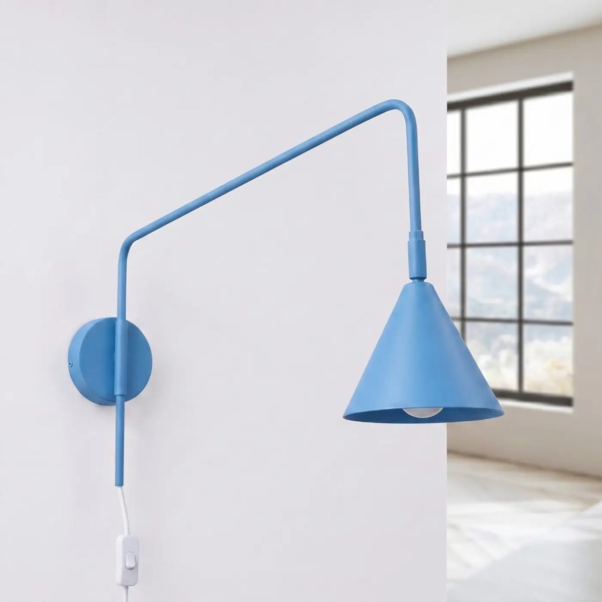 Applique murale à long bras et abat-jour conique, simple ou double, bleu azur