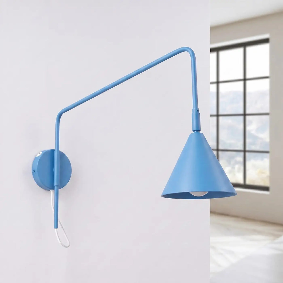 Applique murale à long bras et abat-jour conique, simple ou double, bleu azur
