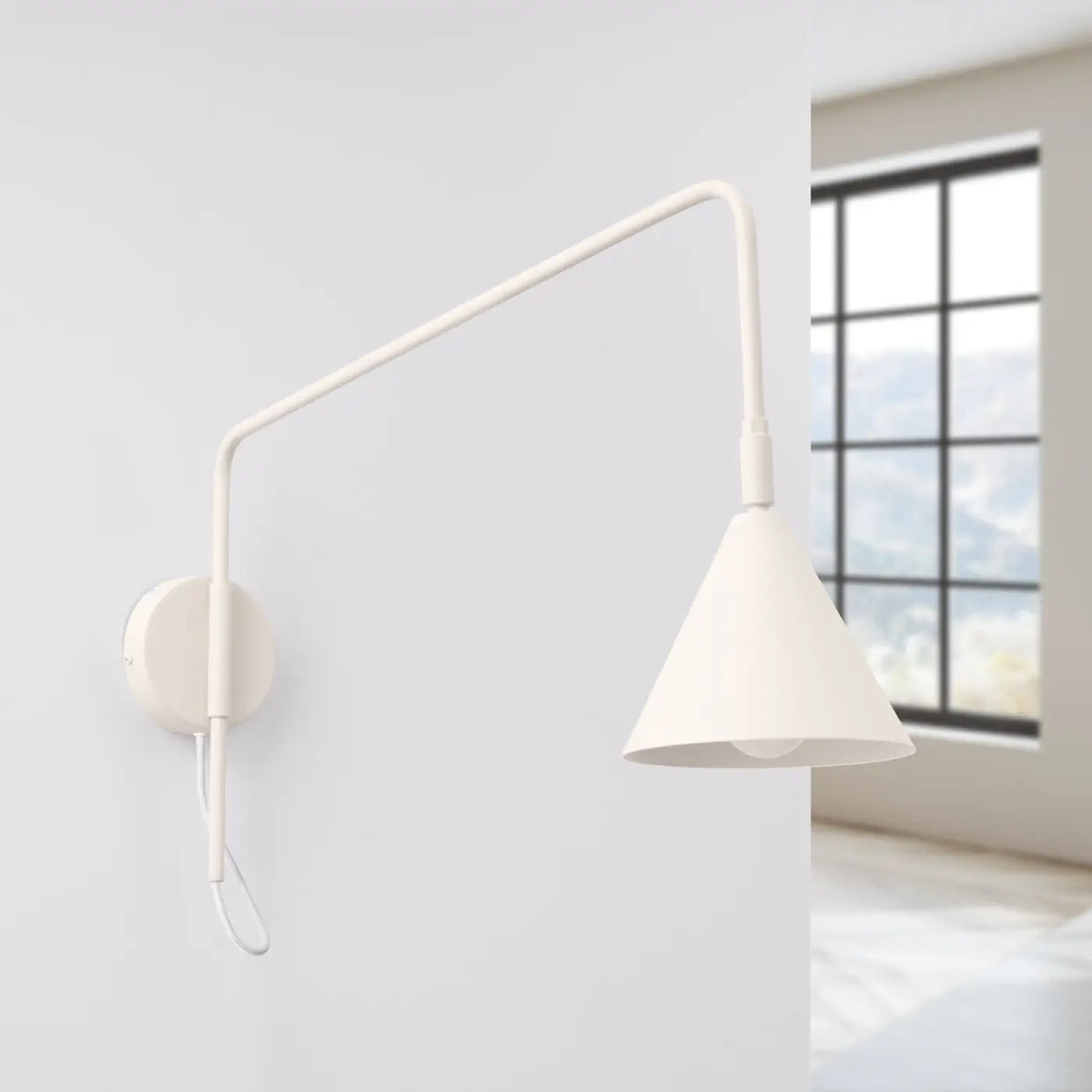 Applique murale à long bras et abat-jour conique, simple ou double, beige