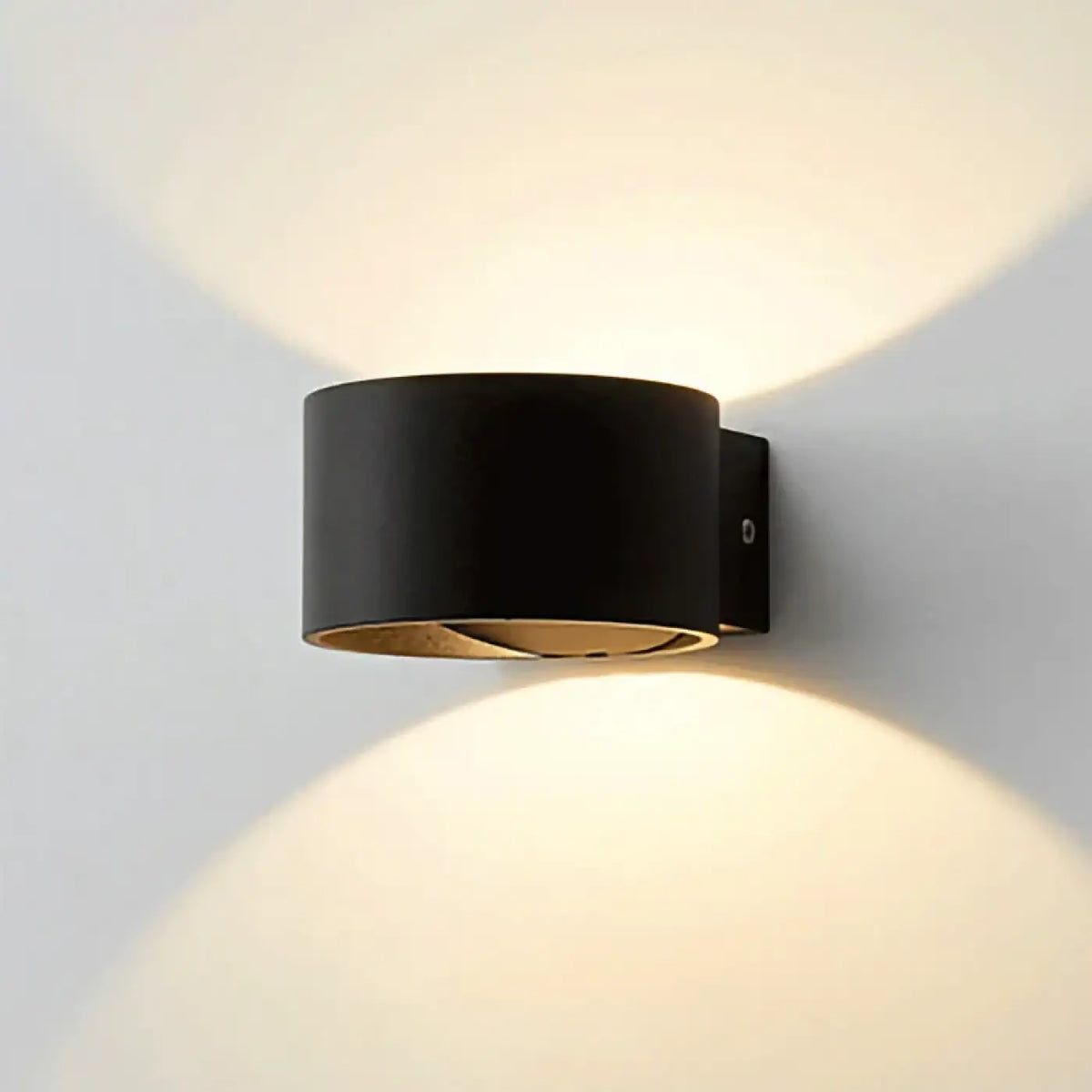 Applique murale LED circulaire, noire ou blanche, épurée