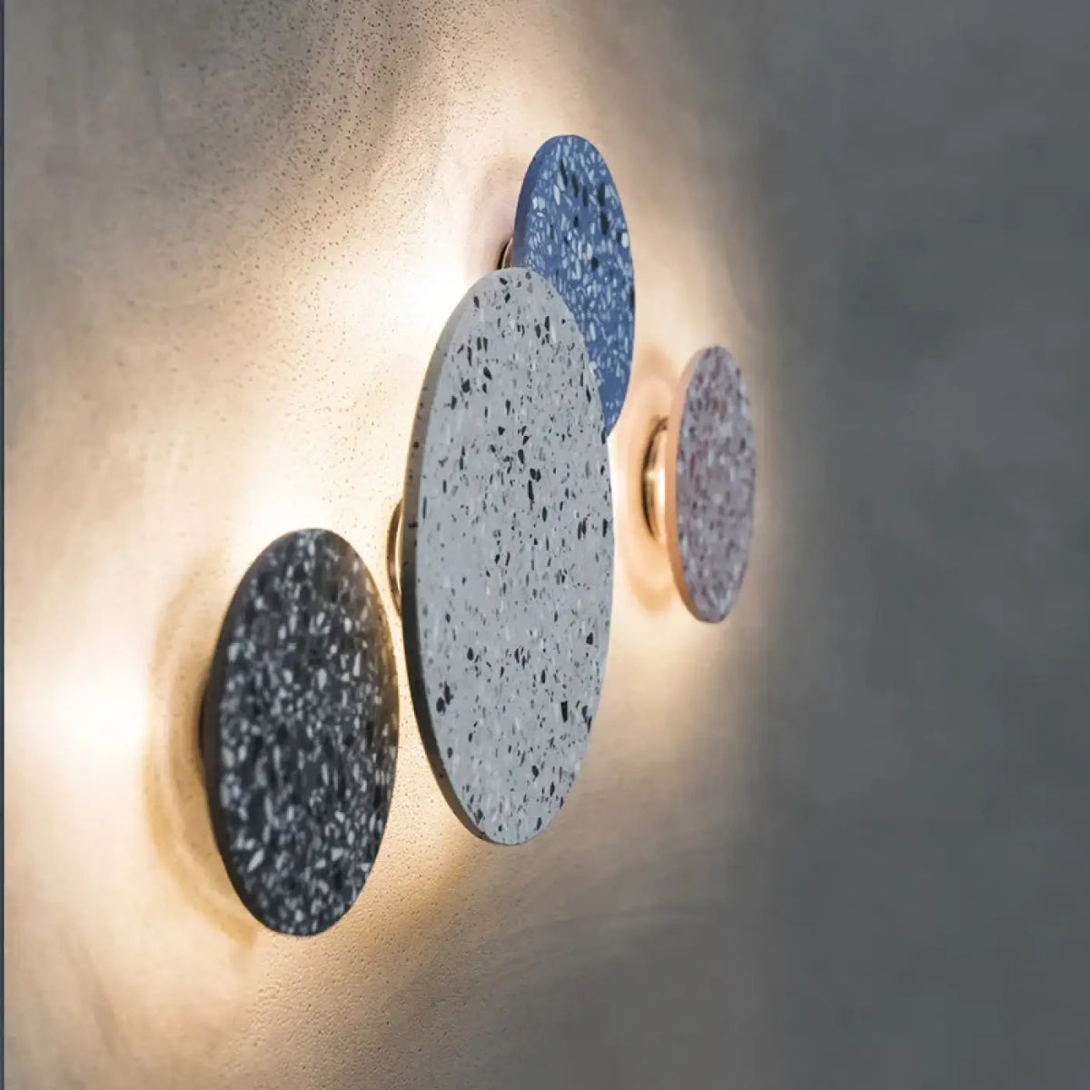 Applique LED ronde aspect granité, cinq coloris, trois tailles