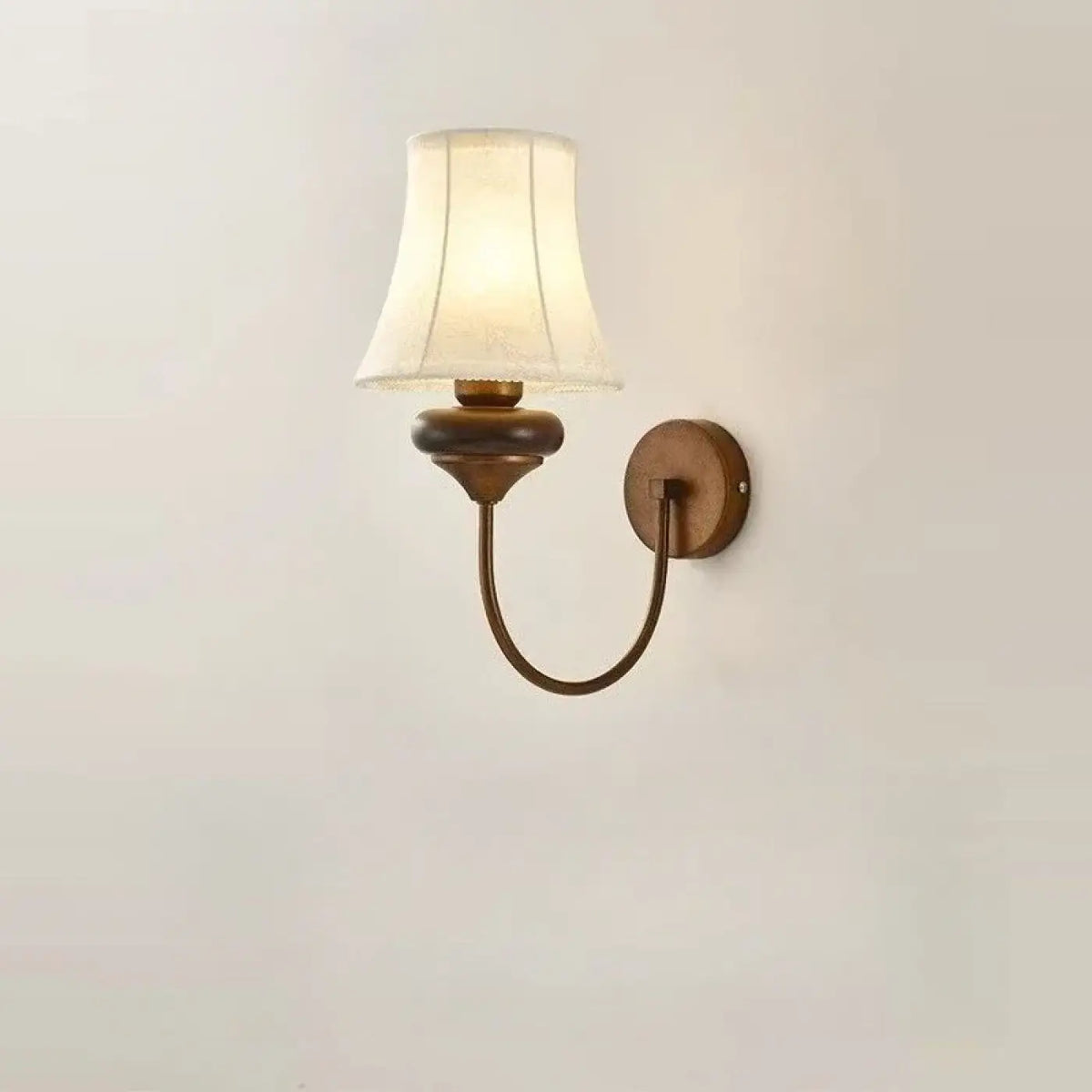 Applique murale classique peinte, culot E14