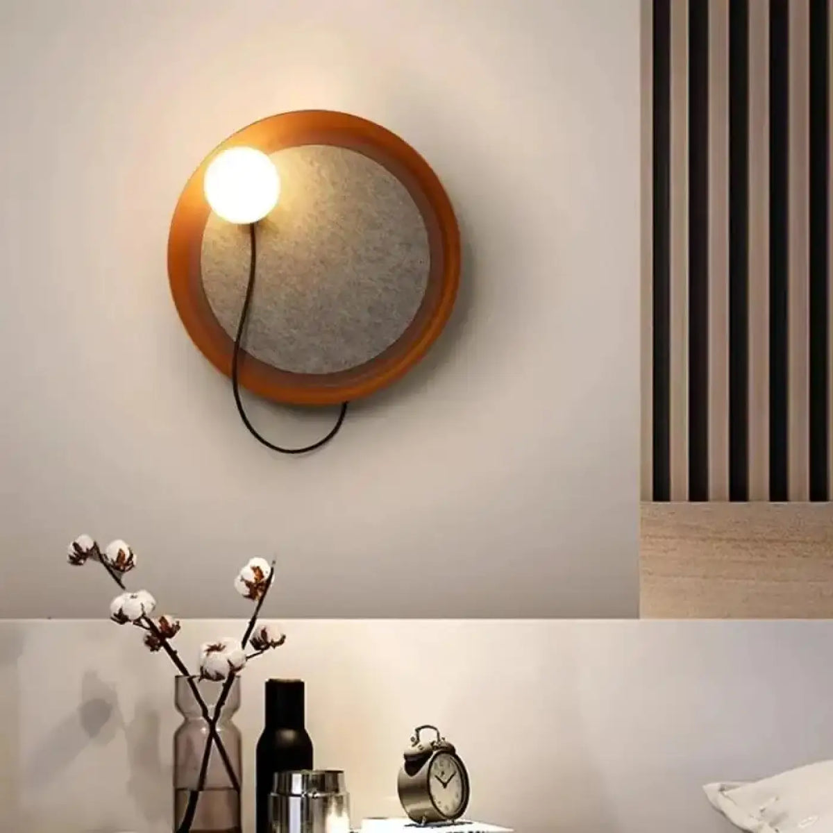 Applique murale cercle lumineux effet éclipse, trois coloris