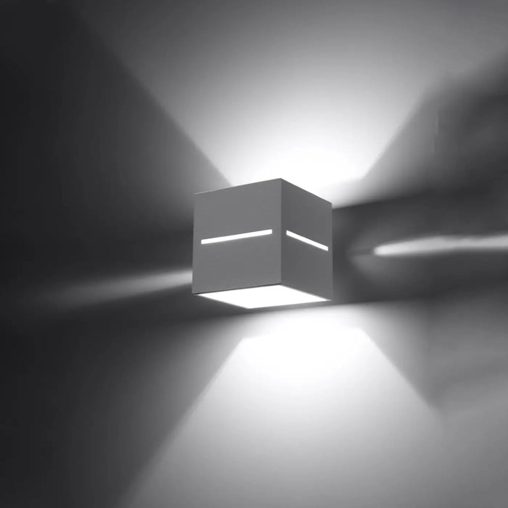 Applique murale cube en aluminium, lumière haut, bas et par une fente