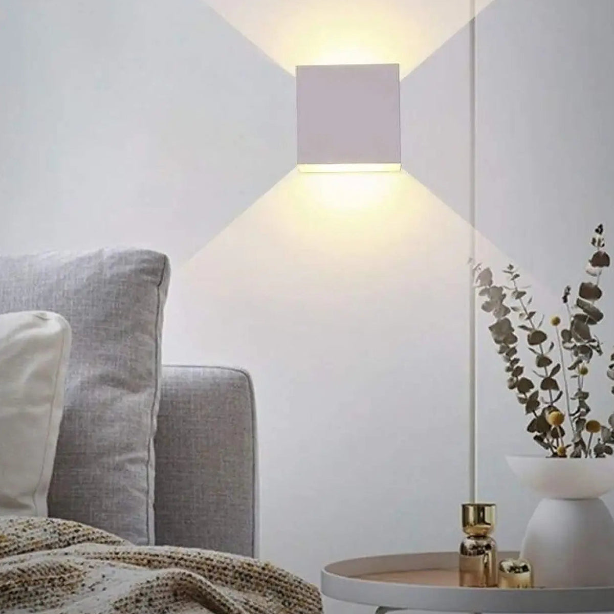 Applique murale cube, noire ou blanche, lumière chaude ou froide, blanc