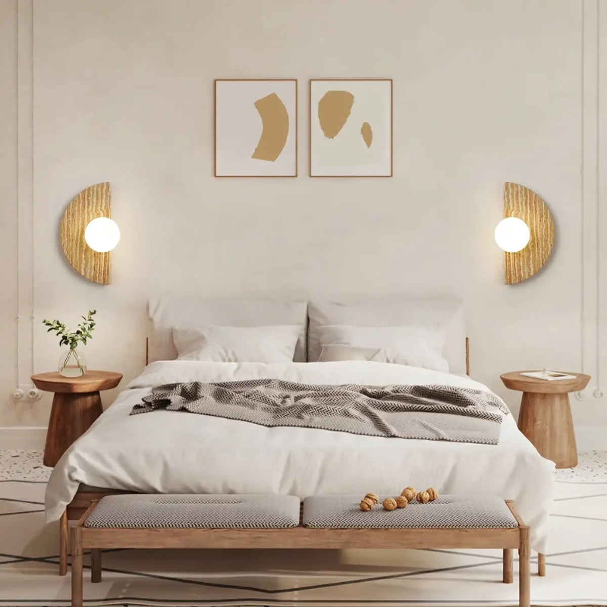 Applique murale demi-lune en travertin et verre dépoli