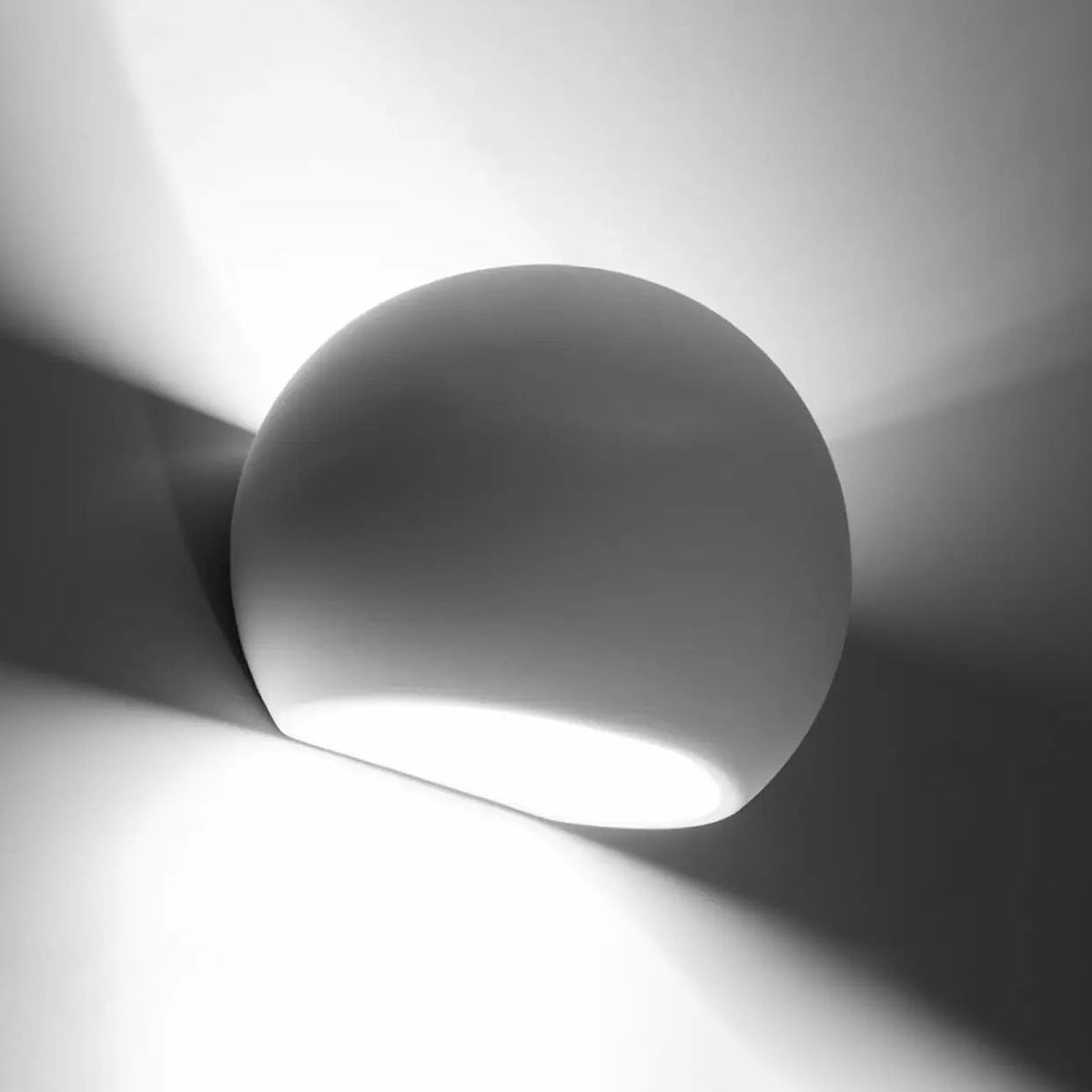 Applique murale demi-sphère en céramique blanche ou béton gris