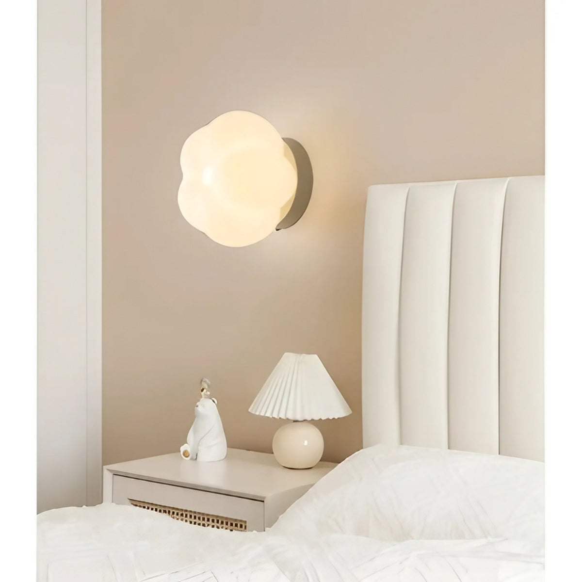 Applique murale à abat-jour arrondi en verre opale, 5 coloris