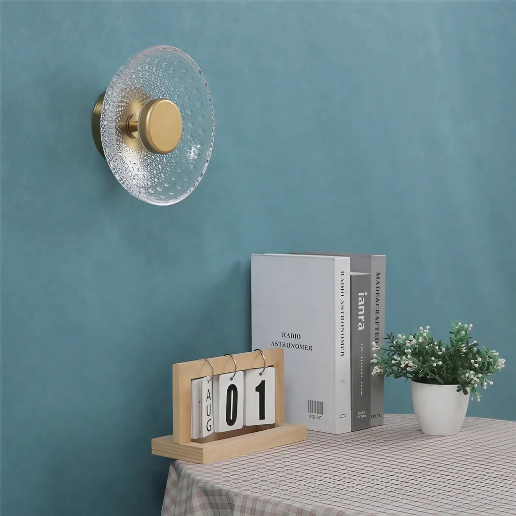 Applique disque en verre texturé avec halo lumineux
