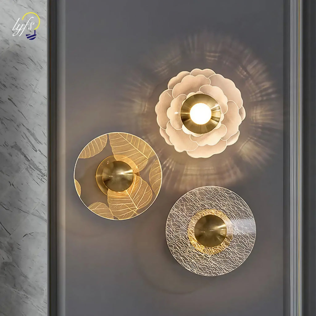 Applique murale fleur lumineuse à touches dorées, trois modèles