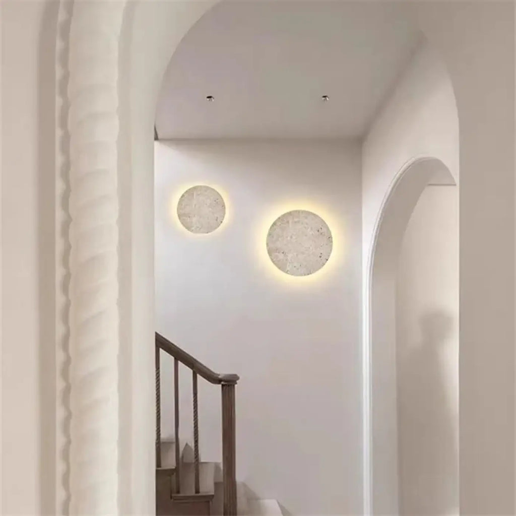 Applique murale lune en pierre texturée, trois modèles