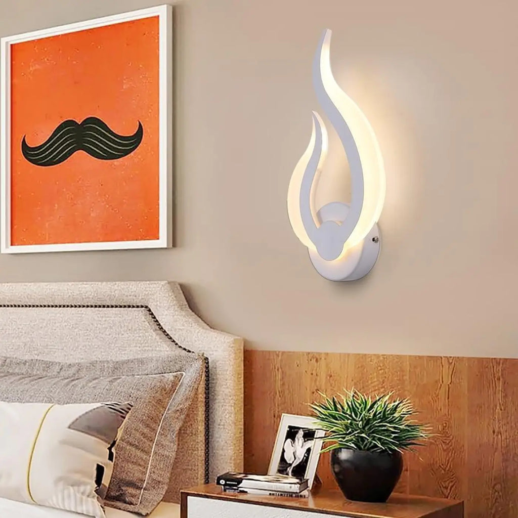 Applique murale design pour salon, LED intégrée, taille S ou M