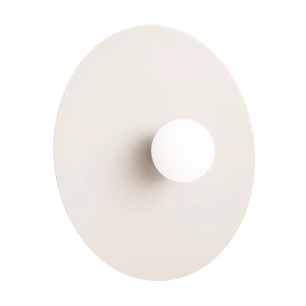 Applique murale grand disque en acier et globe opale, 50 cm, beige