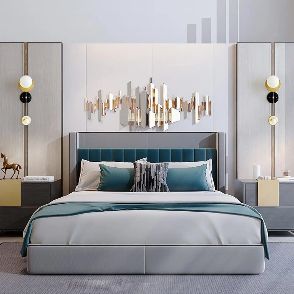 Applique murale noire et dorée, design bicolore