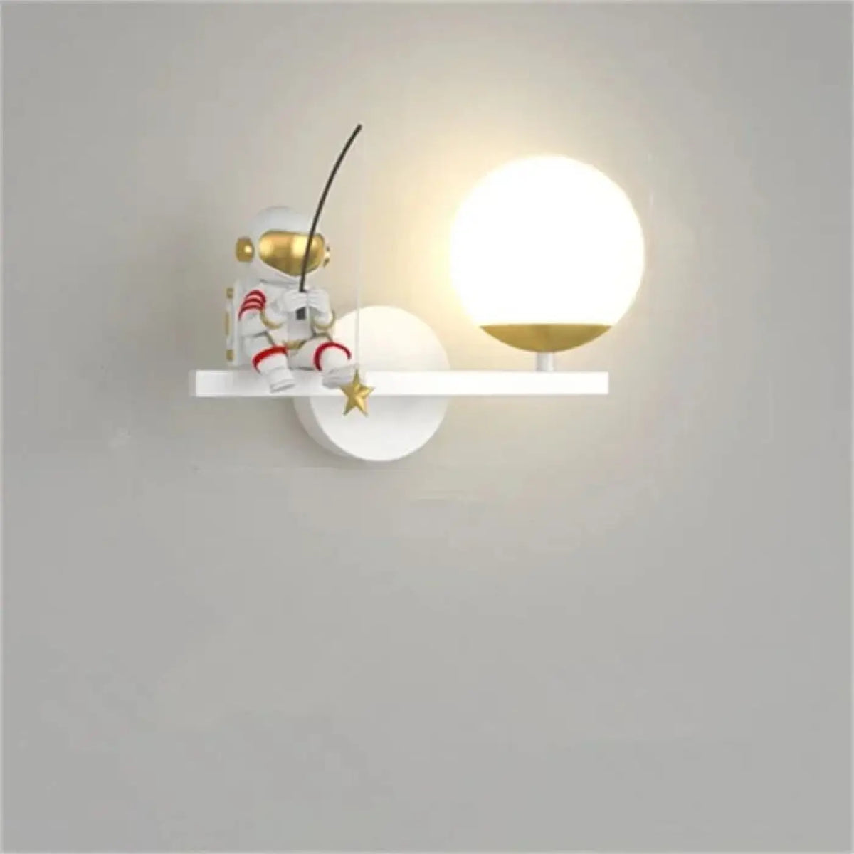Applique murale enfant, figurine et globe lumineux, dix modèles