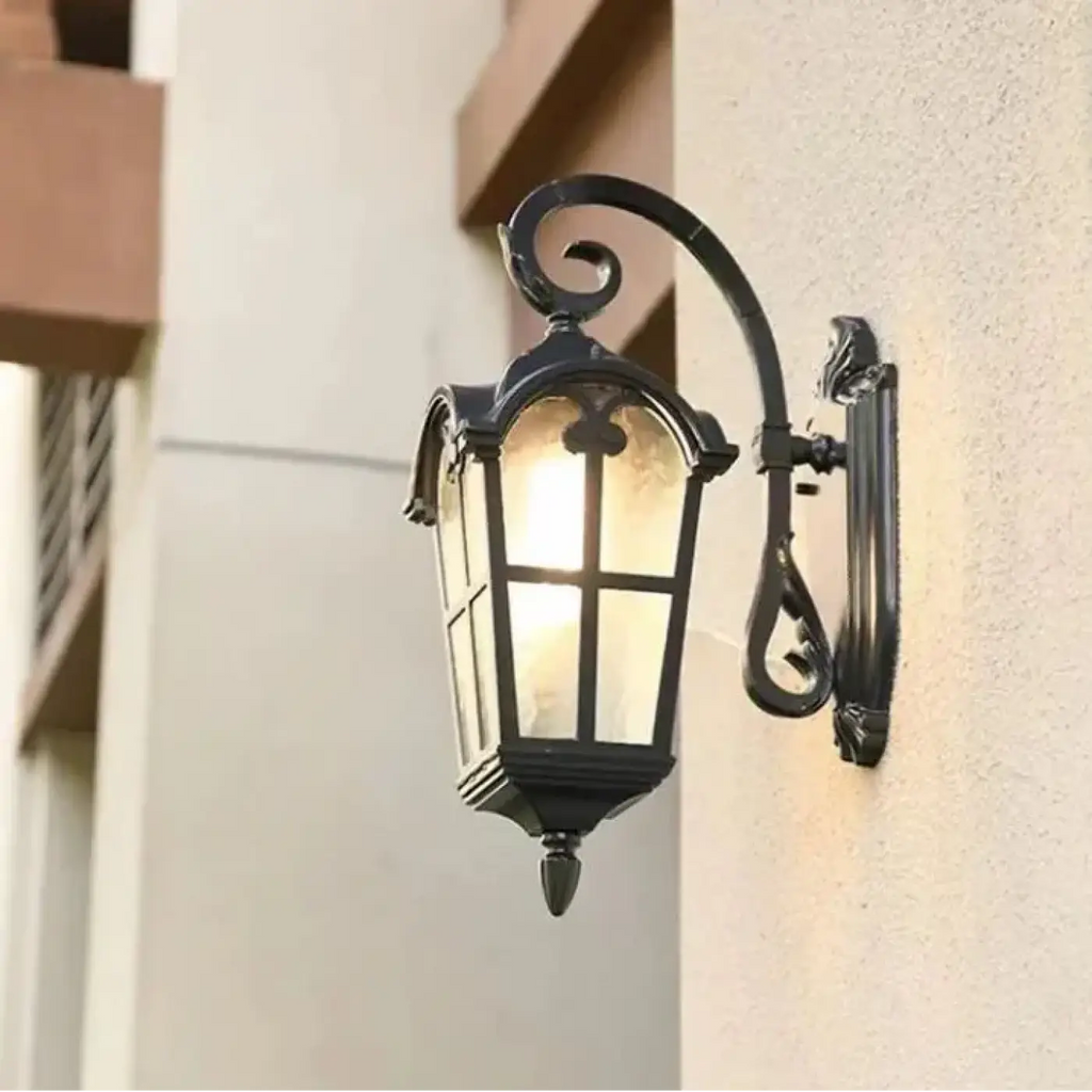 Lanterne murale extérieure vintage en métal couleur bronze