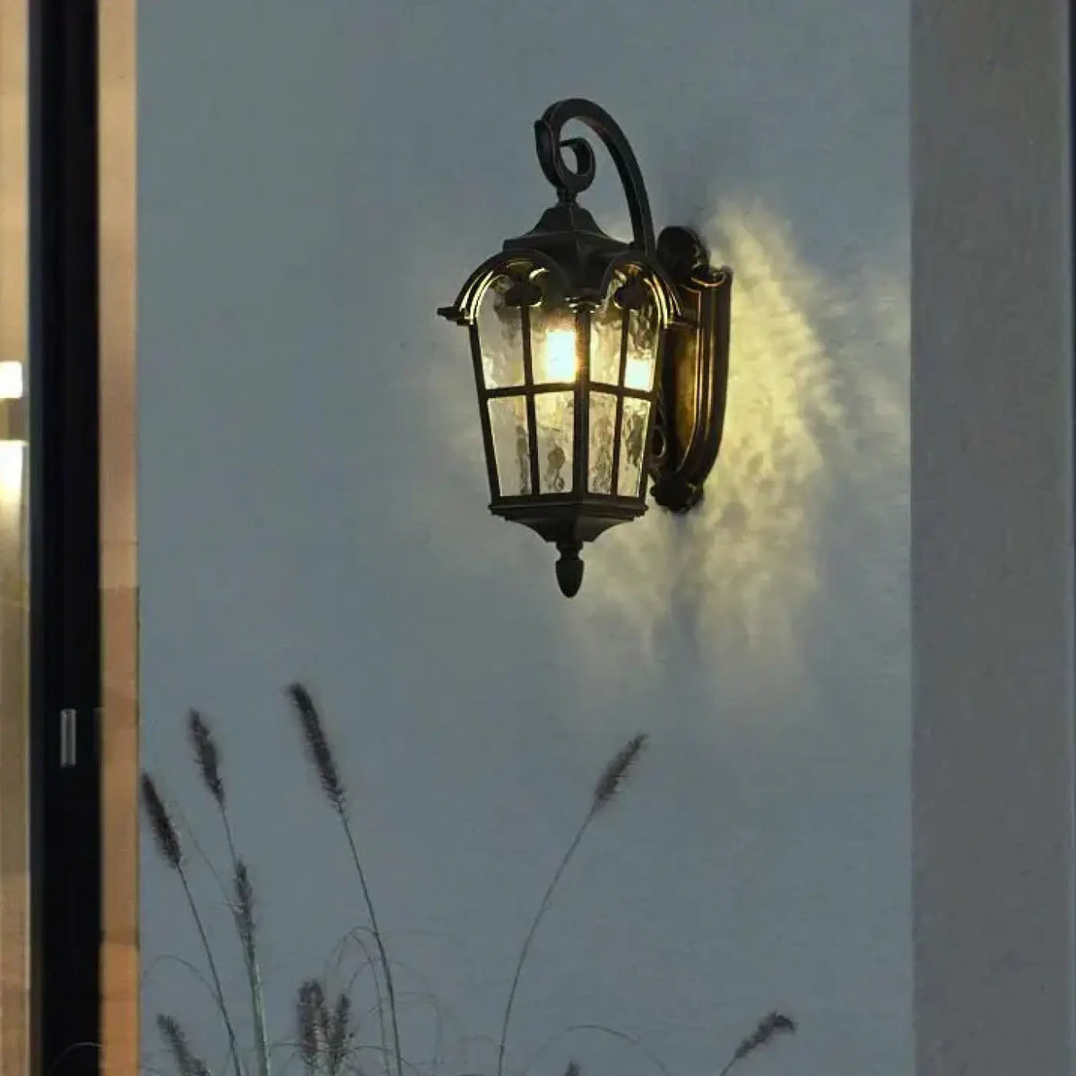 Lanterne murale extérieure vintage en métal couleur bronze