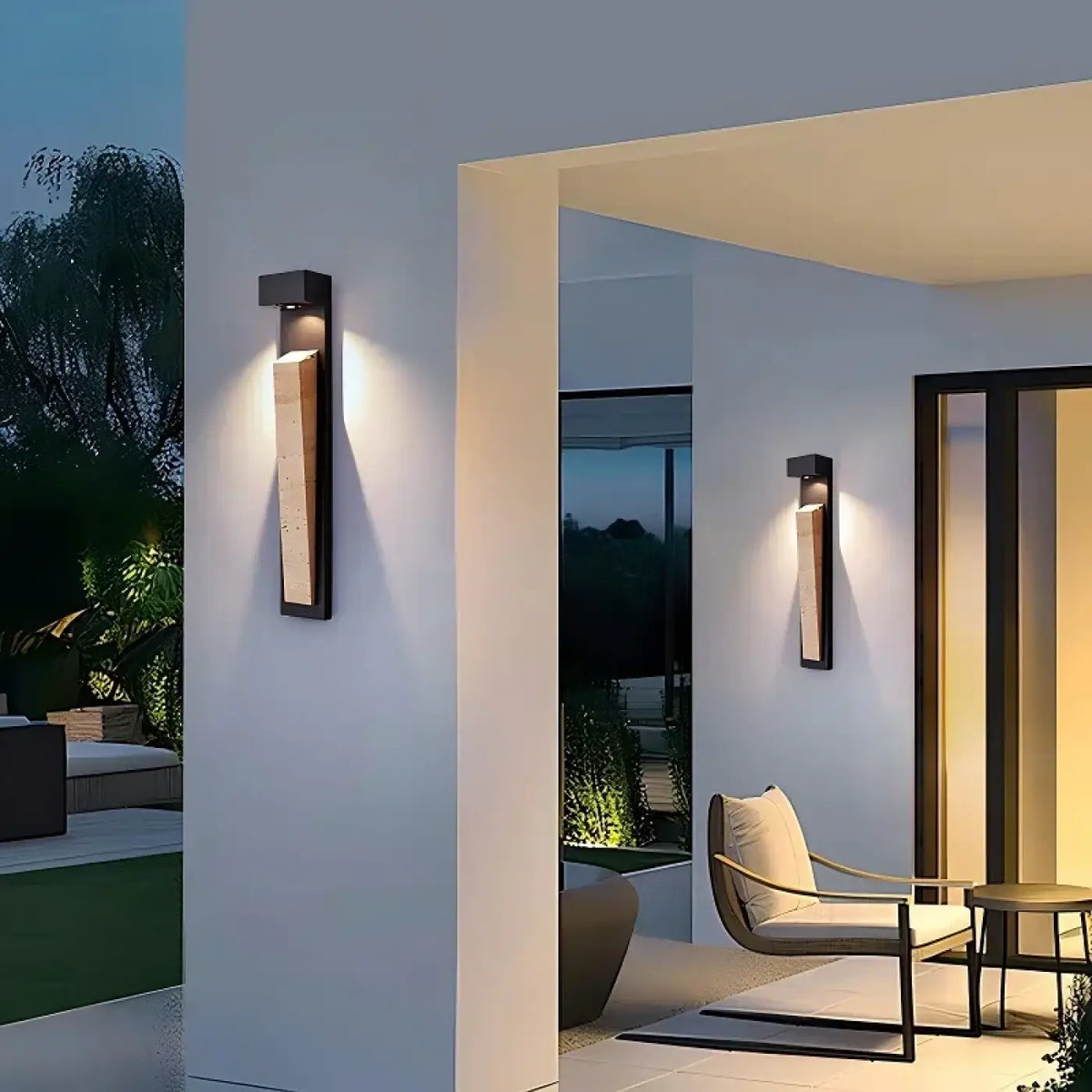 Applique murale extérieure LED allongée noire, tailles S ou M