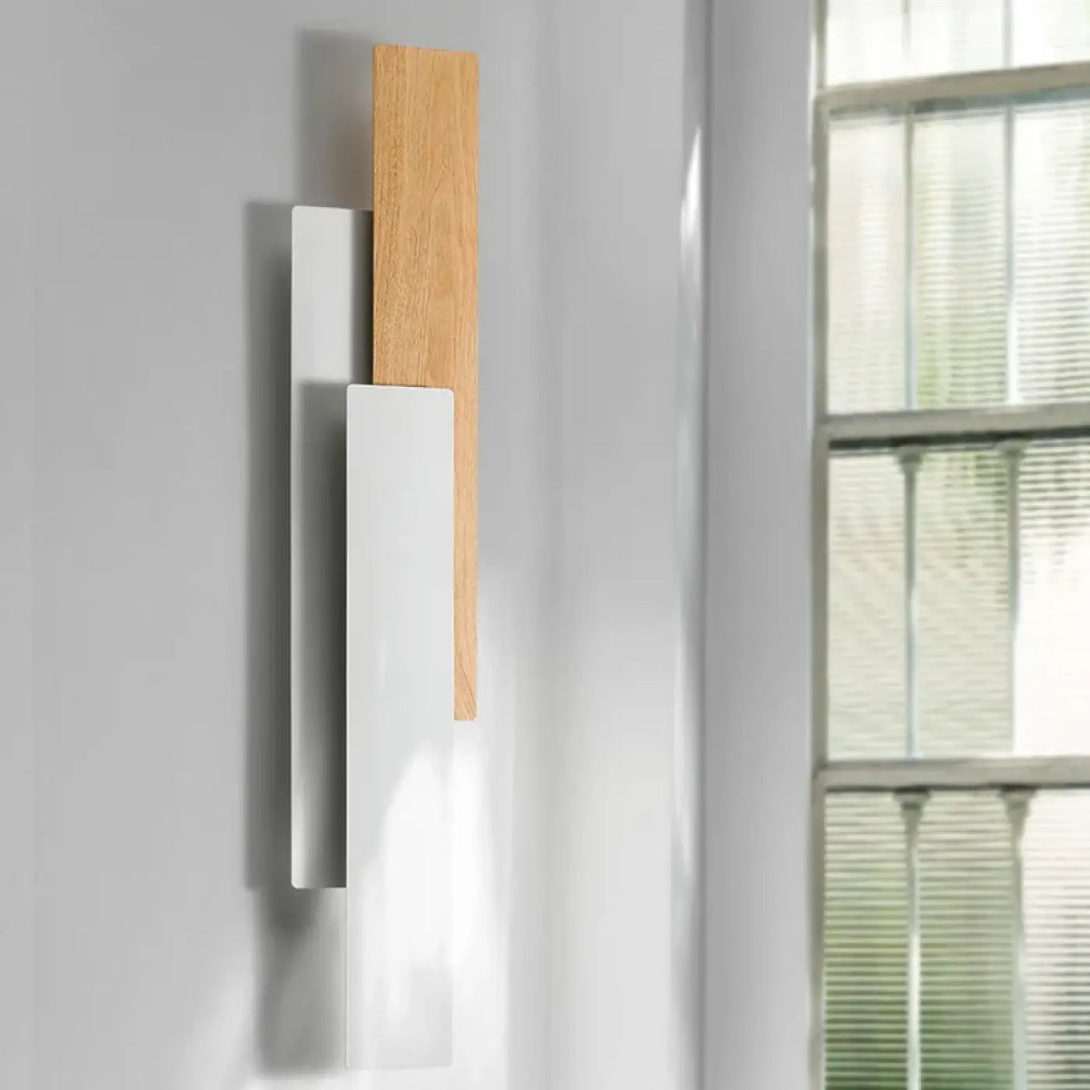 Applique murale LED en bois et métal, noir ou blanc, trois tailles, blanc