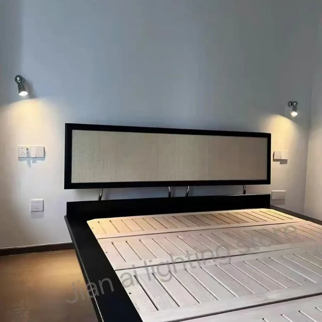 Applique murale LED chromée, base en aluminium