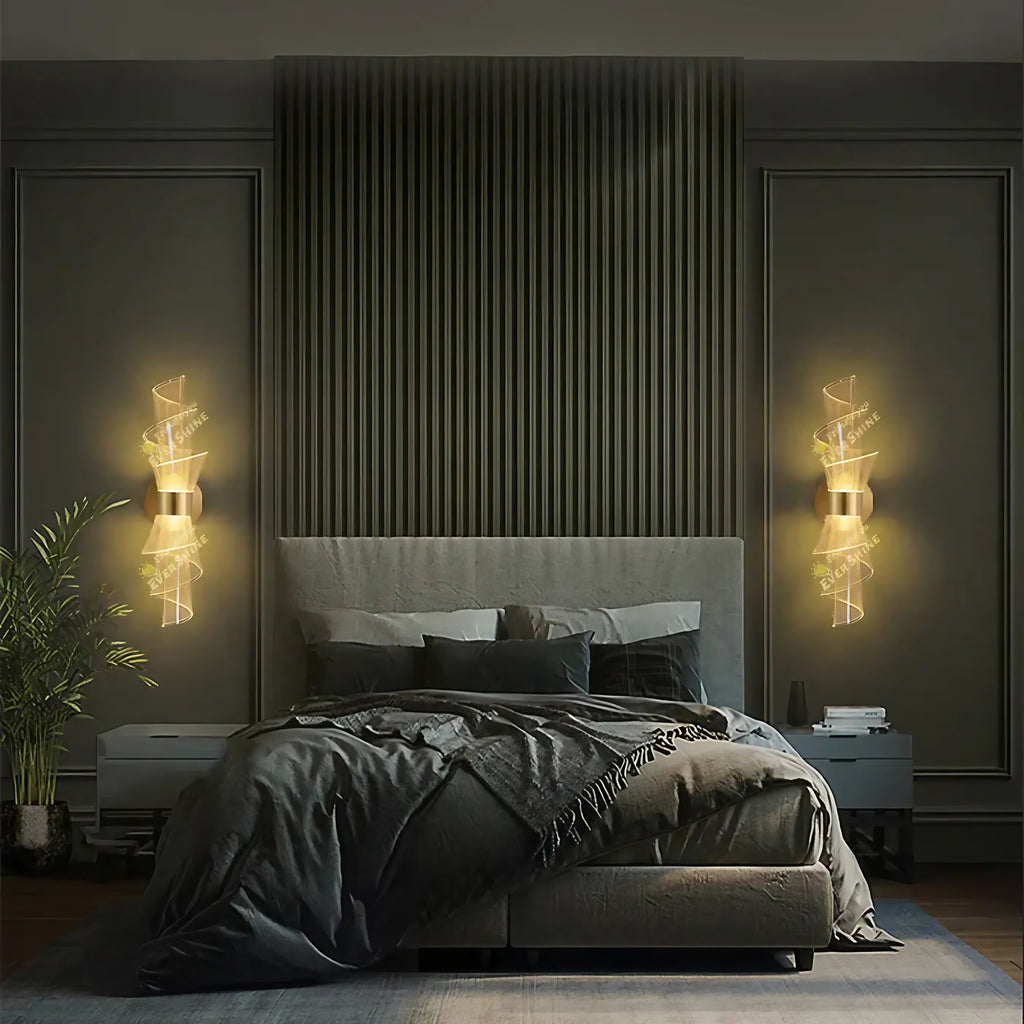 Applique LED dorée pour chambre, dessin original