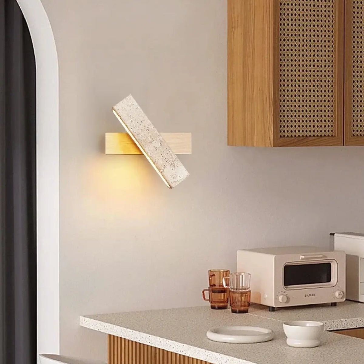 Applique murale LED pierre et bois, deux modèles, marron ou beige, beige