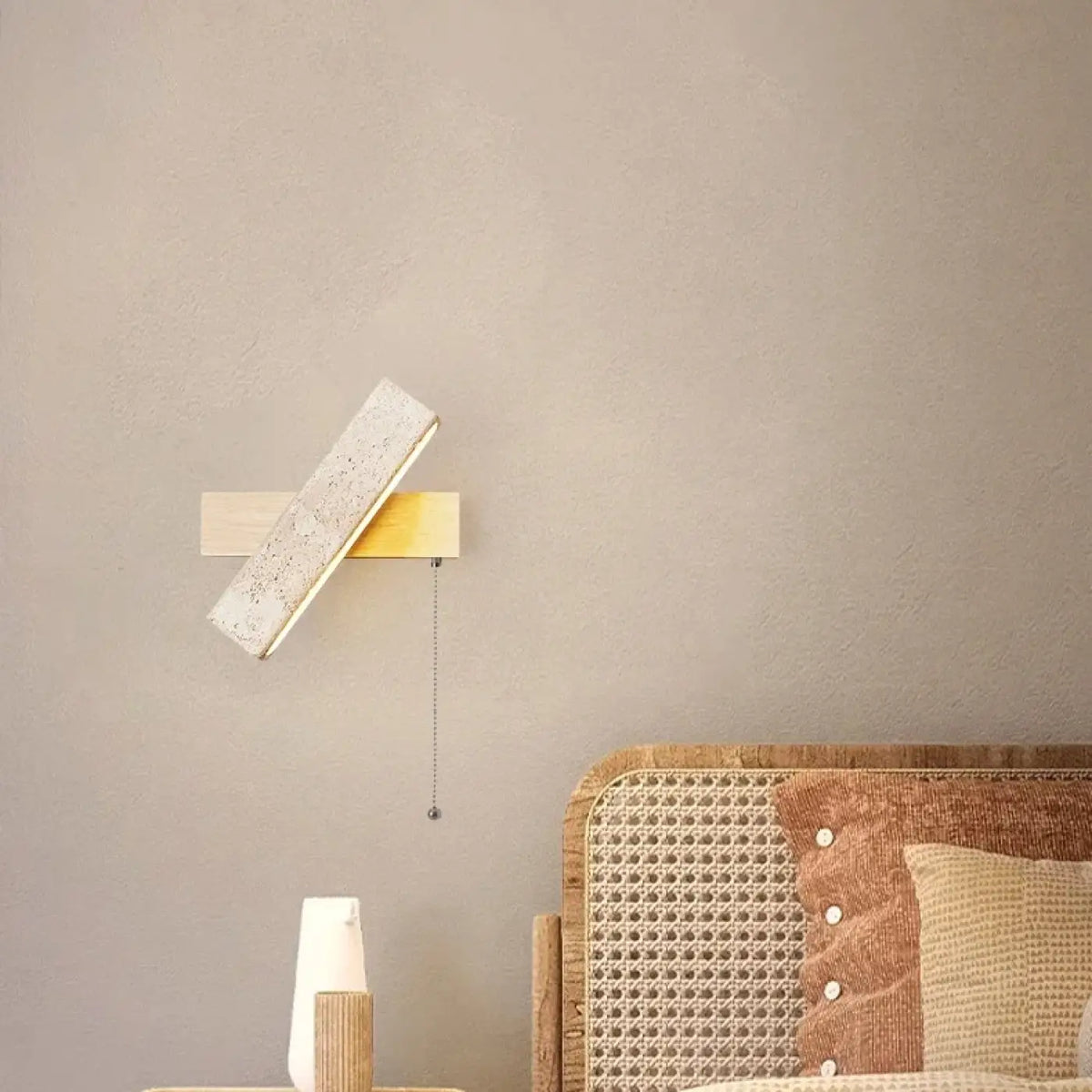 Applique murale LED pierre et bois, deux modèles, marron ou beige, beige