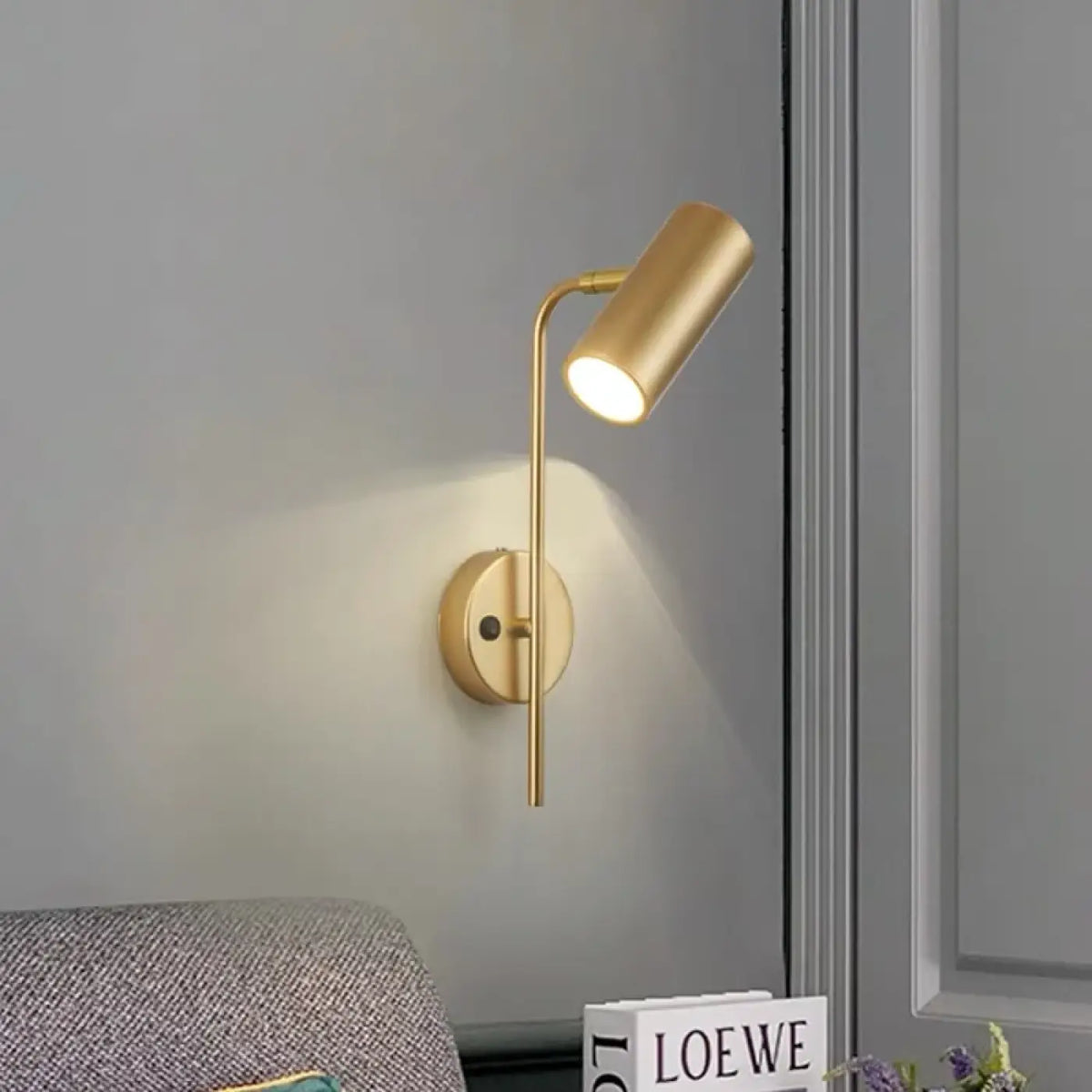 Applique murale LED orientable en laiton, doré ou noir, doré