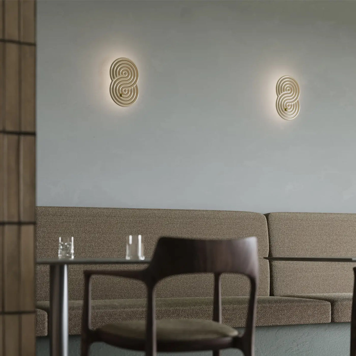 Applique murale LED en céramique à relief minéral, beige ou blanc