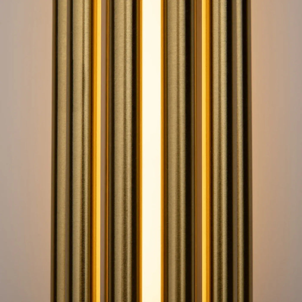 Applique murale LED cylindre en verre et acier doré, 36 cm