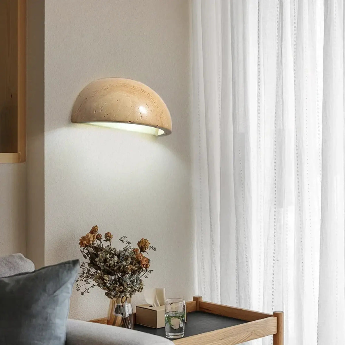Applique murale LED en marbre beige, forme de demi-sphère