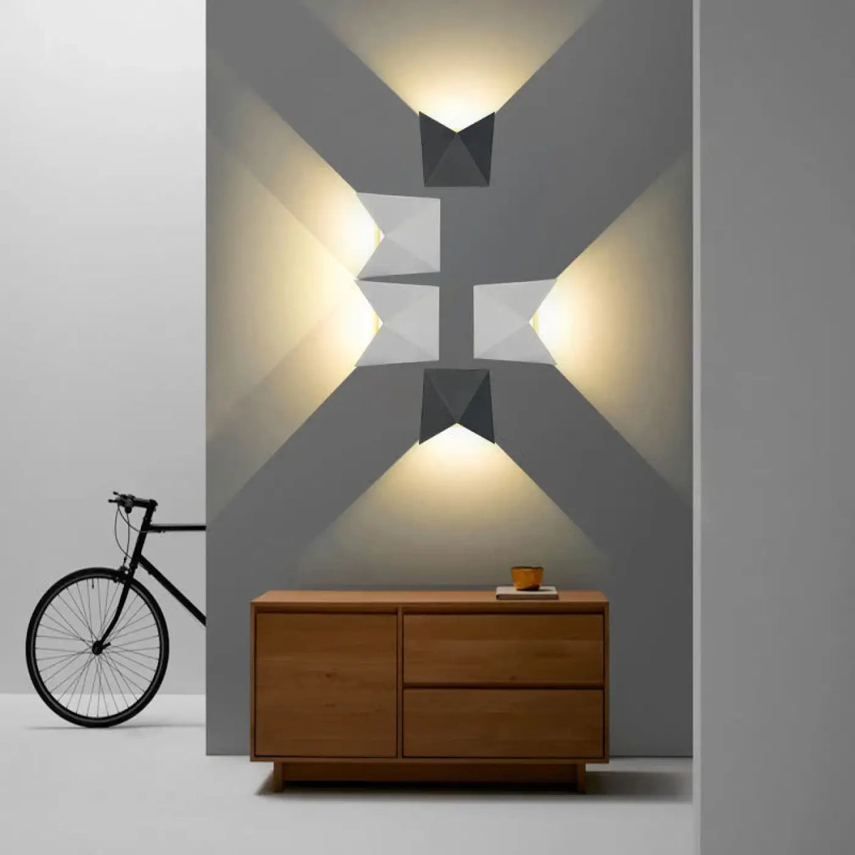 Applique murale effet origami, noir ou blanc