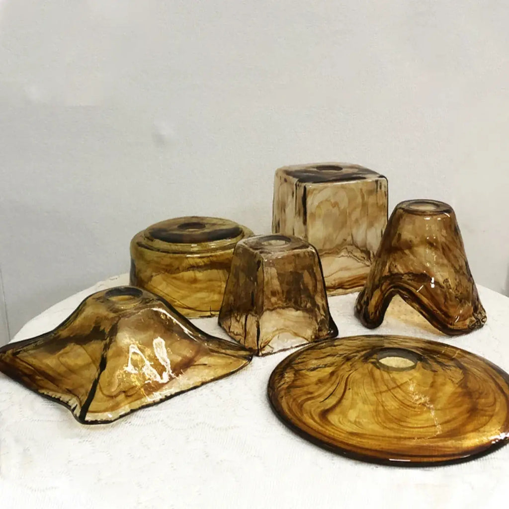 Applique moderne à verre fumé et touche dorée, 3 modèles