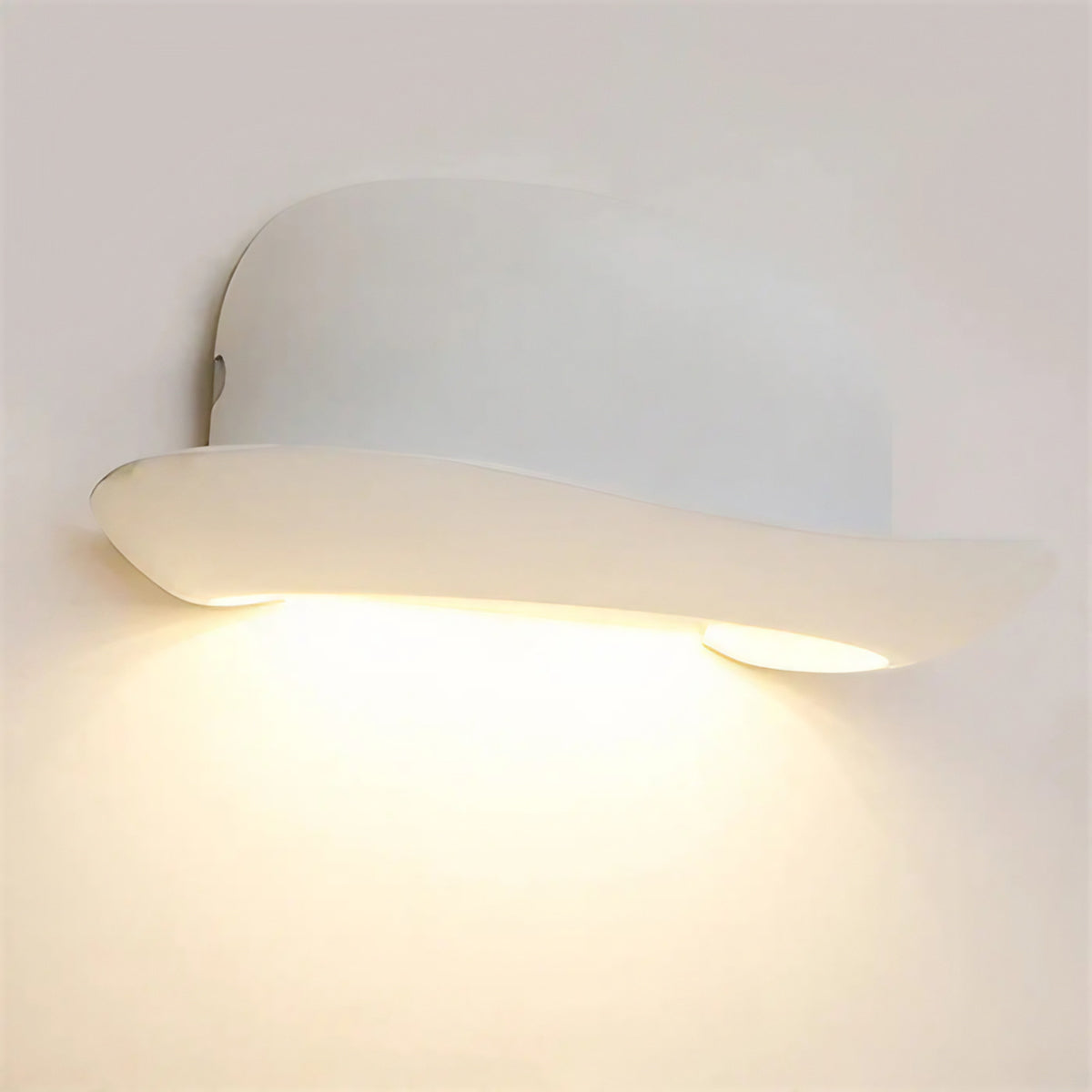 Applique murale nordique en forme de chapeau, blanc ou noir