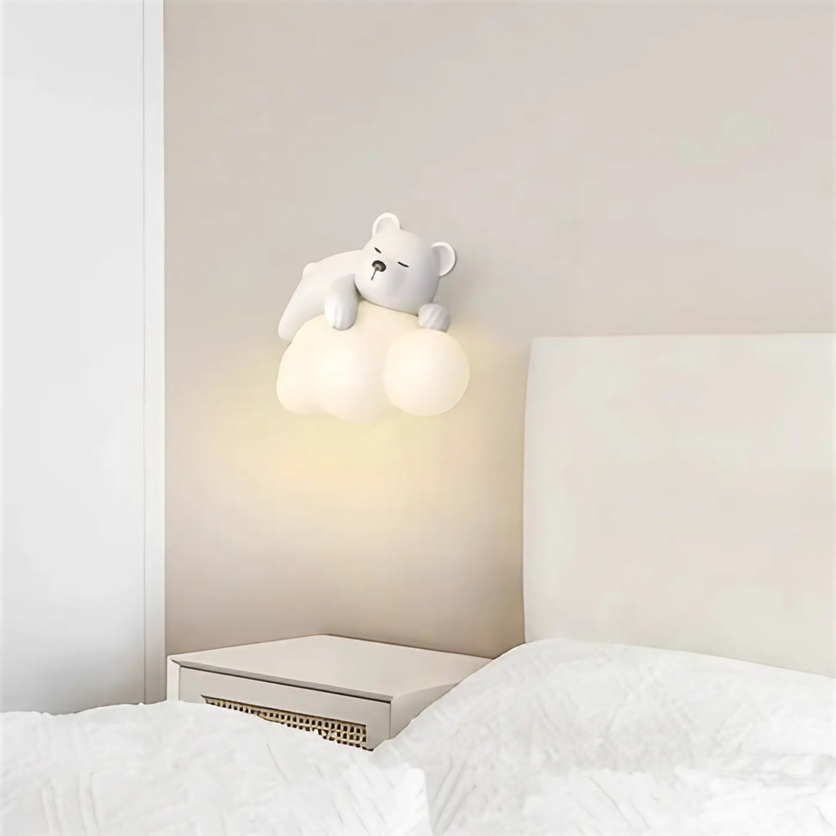 Applique murale nuage et petit animal blanc, chambre d'enfant