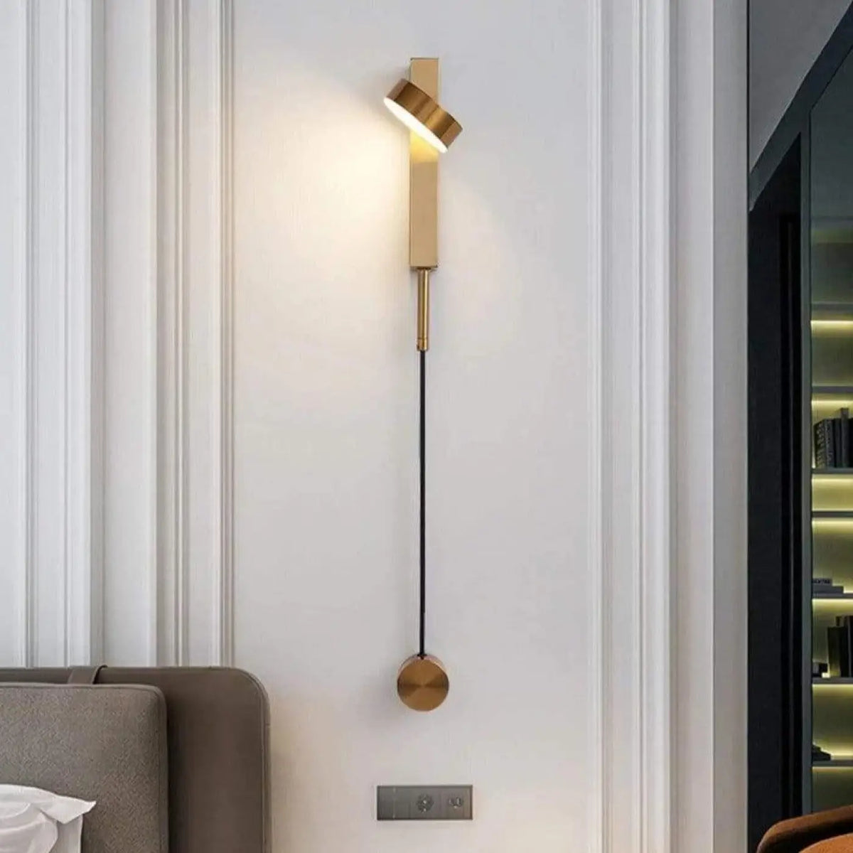 Applique murale orientable de 45 cm, noire, blanche ou dorée