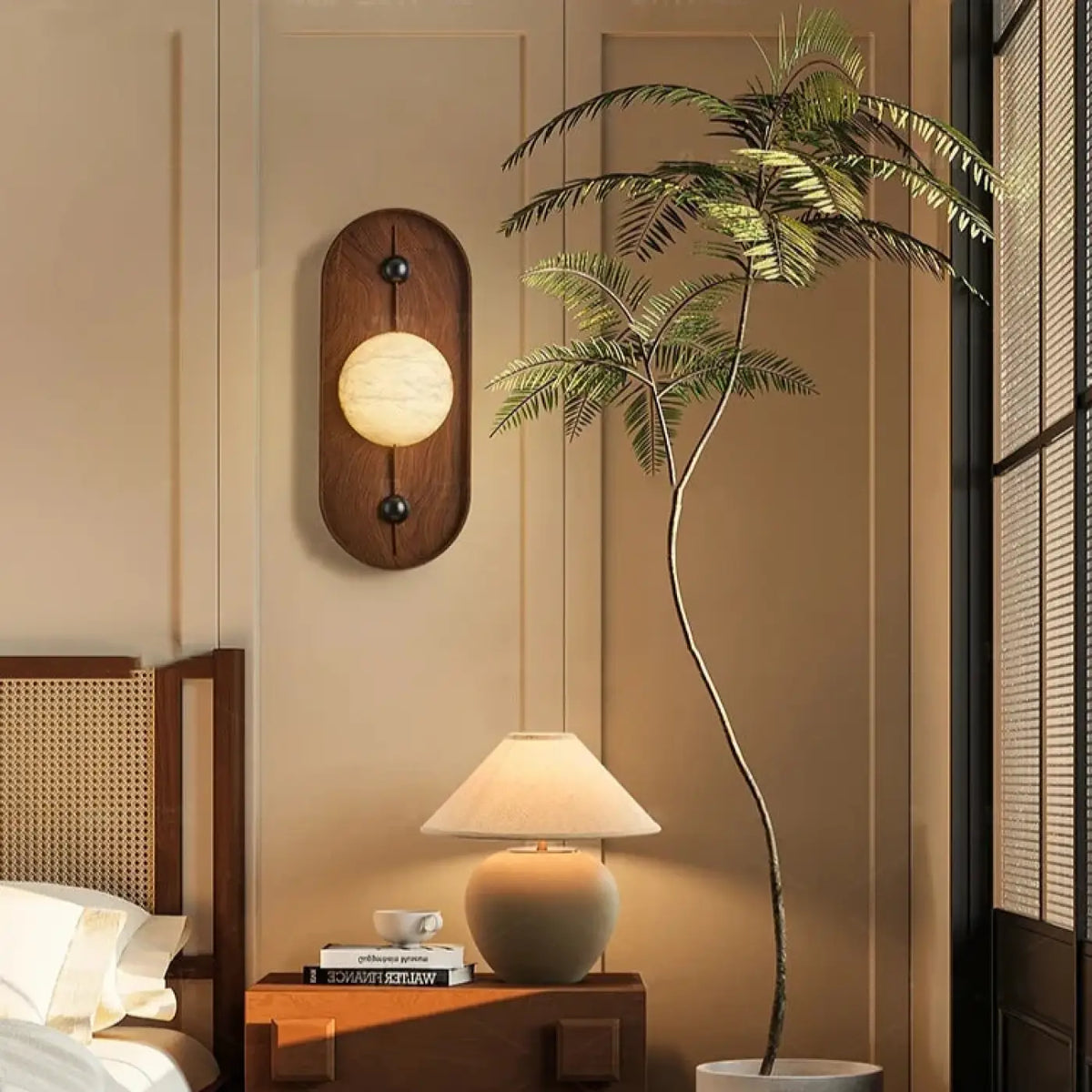 Applique murale ovale en bois avec globe blanc