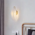 Applique murale plumes blanches sur support doré, ovale ou rectangle